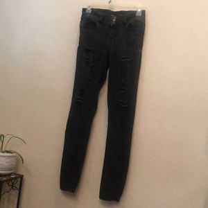 Black Frayed Holes Skinny Jeans used jrs sz 5